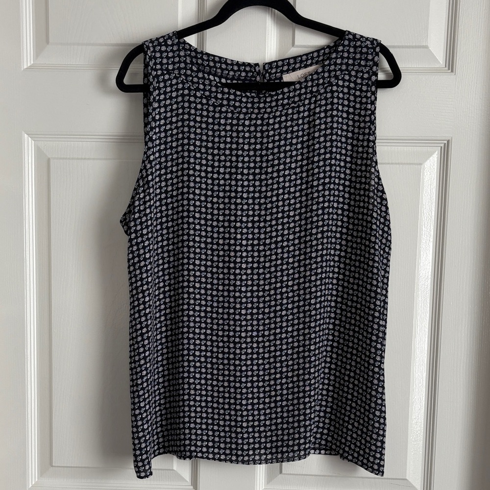 Loft Sleeveless Navy and White Patterned Women's Top